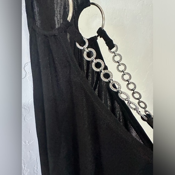 Black gown diamond and chain accent maxi - Picture 5 of 9